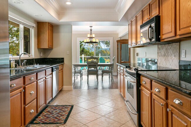 Foto del edificio - 27687 N Bay Rd