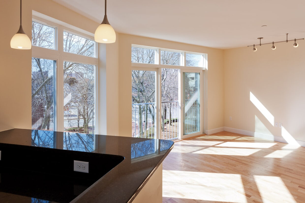 Foto principal - 7 Cameron Ave