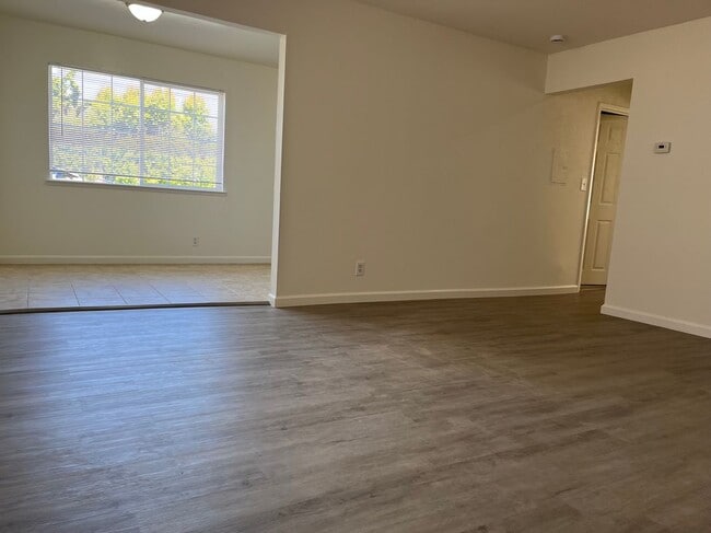 Building Photo - 1744 Noranda Dr