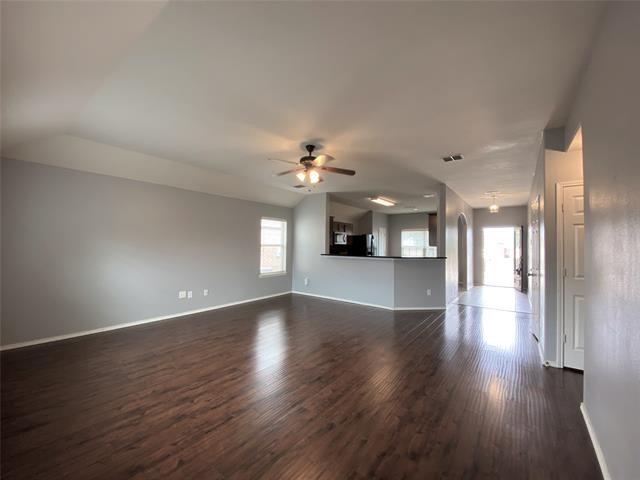 Foto del edificio - 14433 Artesia Ct