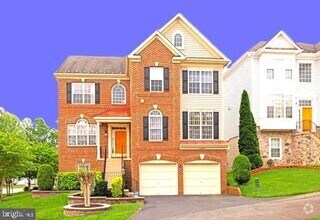 Building Photo - 7205 Lyndam Hill Cir