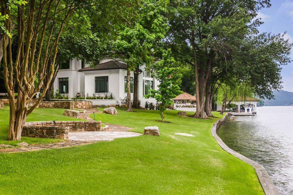 Foto principal - 4009 Rivercrest Dr