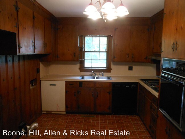 Building Photo - 3 br, 2 bath House - 609 Avondale Avenue