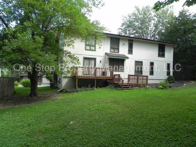 Foto del edificio - 5511 NW Verlin Dr