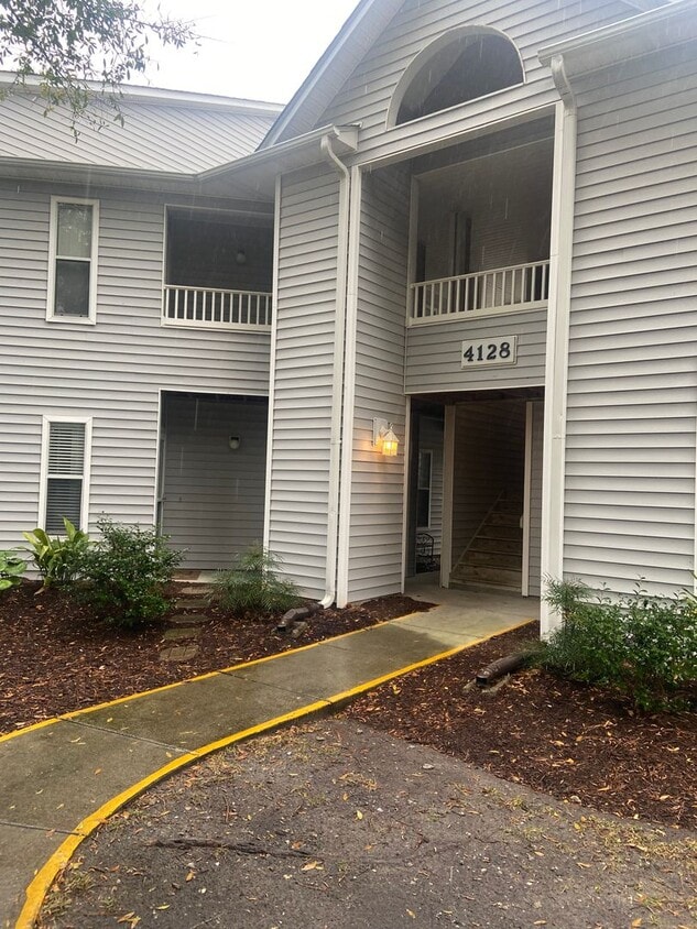 Primary Photo - Spacious 2 Bedroom Luxury Condo with Pool Access – Wilmington, NC
