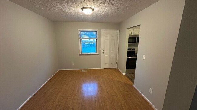 Building Photo - 6530 Centennial Dr