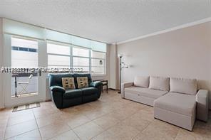 Foto del edificio - 3725 S Ocean Dr