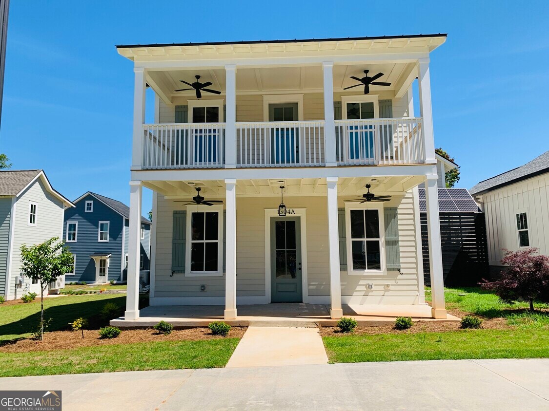 Foto principal - 1304 Brownwood Ave