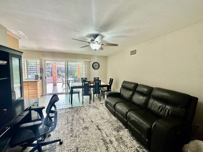 Foto del edificio - Your Dream Rental Home in Rancho Penasquitos!
