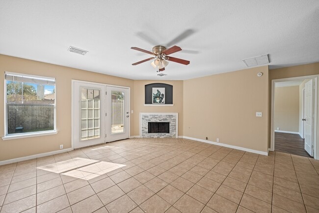 Building Photo - 10211 E Summit Canyon Dr