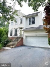 Building Photo - 43555 Hyland Hills St