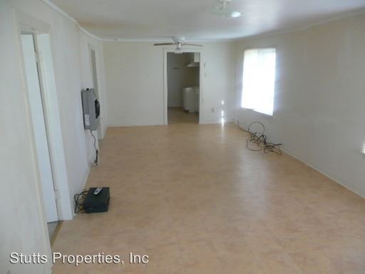 Building Photo - 215 S Kirkman St