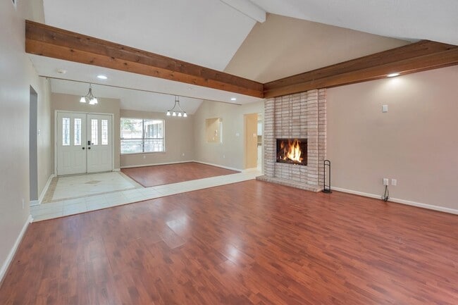 Building Photo - 19522 Enchanted Grove Dr