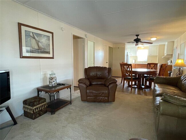 Foto del edificio - 11350 Pepper Rd