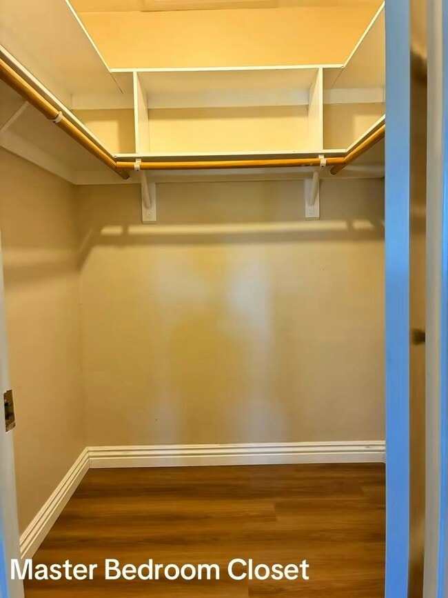 Foto del edificio - 609 Spyglass Ln
