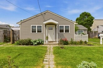Building Photo - 6 Woolsey Rd