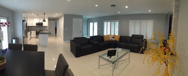 Foto del edificio - 4865 SW 94th Ave
