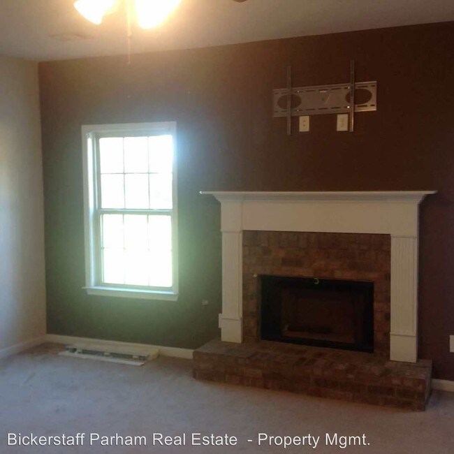 Building Photo - 5 br, 3.5 bath House - 13 Registry Way