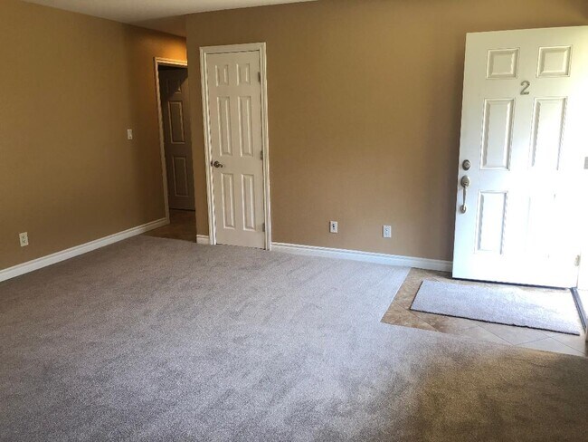Living Room - 1641 Park Ave