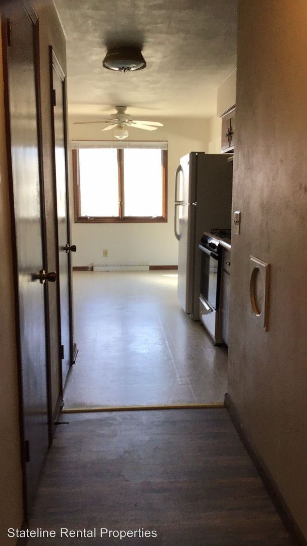 Foto del edificio - 4335-4341 Crawford Dr