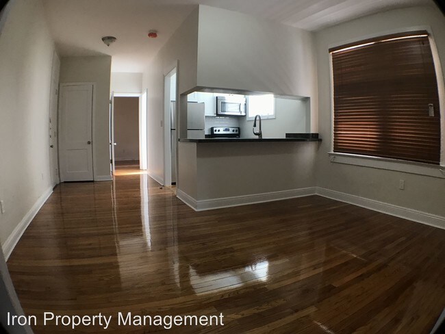 Foto del edificio - 222 Phoenetia Ave