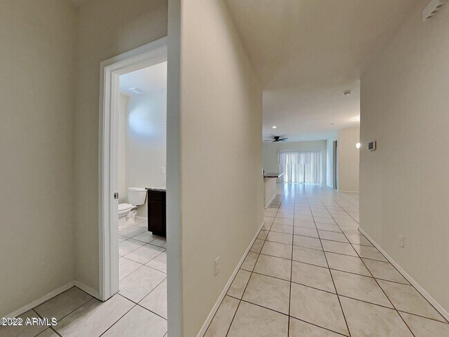 Building Photo - 29867 N Yucca Dr