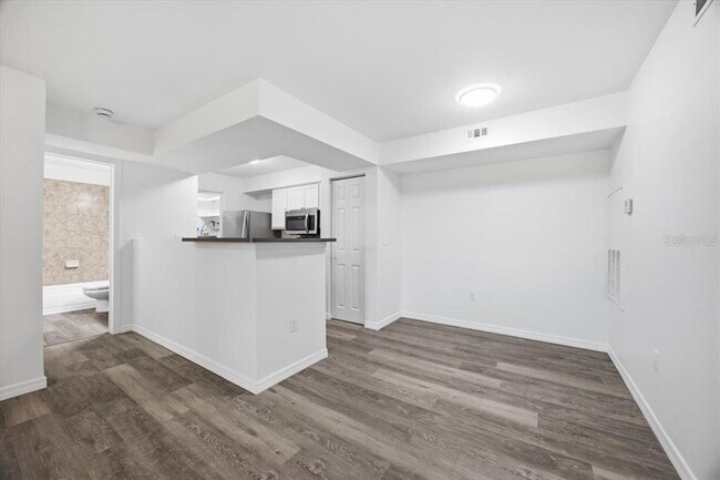 Foto del edificio - 3028 Parkway Blvd