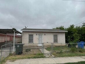 Building Photo - 1805 San Agustin Ave