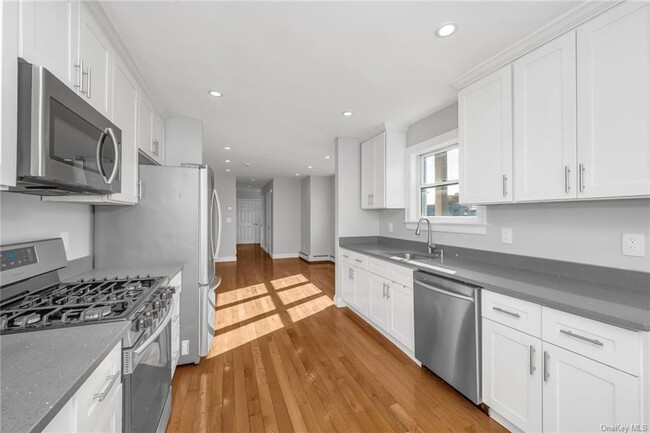 Building Photo - 41 Kimball Ave