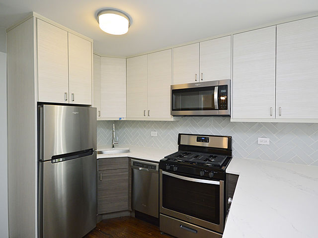 Foto del edificio - One Bed Apartment in the heart of Edgewater