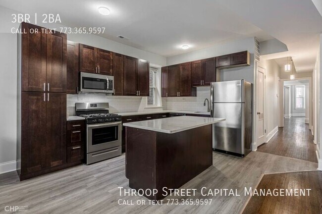 Foto del edificio - 6148 S Vernon Ave