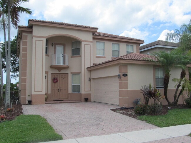Building Photo - 10682 Old Hammock Wy