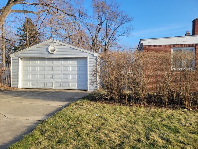 Foto del edificio - 11700 Engleside St