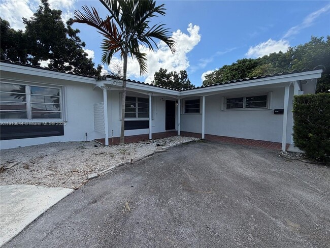 Foto del edificio - 8042 SW 89th St