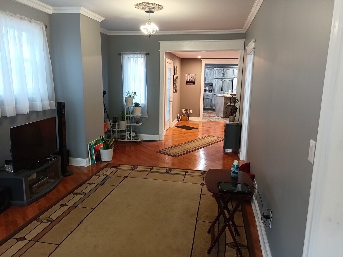 Primary Photo - 113 Massachusetts Ave