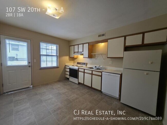 Foto del edificio - 107 SW 20th-Unit A