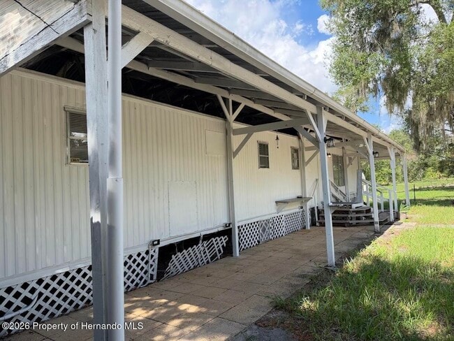 Building Photo - 18640 County Line Rd