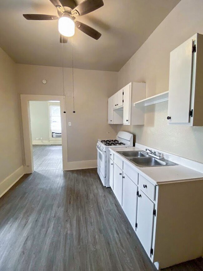 Foto del edificio - Updated 1Bd 1Ba apartment Historic home cl...