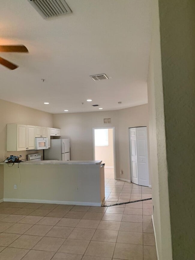 Foto del edificio - 1966 Freeport Dr