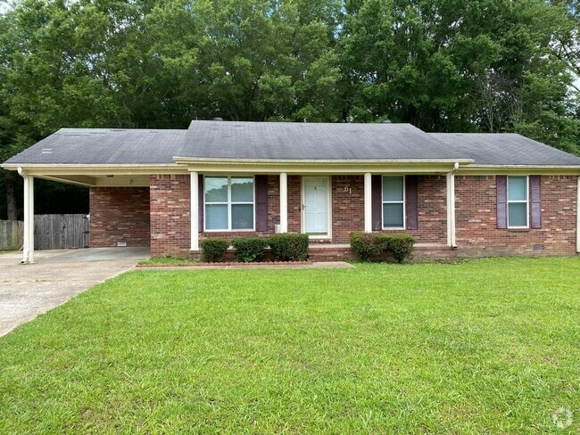 Building Photo - 61 Randi Dr