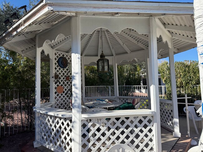 Foto del edificio - 1 Bedroom Casita