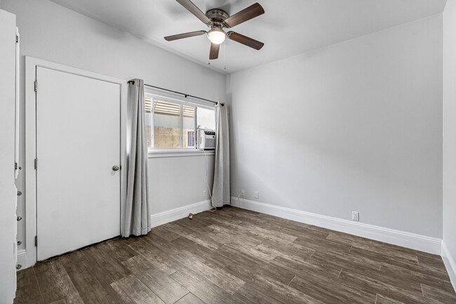 Foto del edificio - 6286 N 10th St