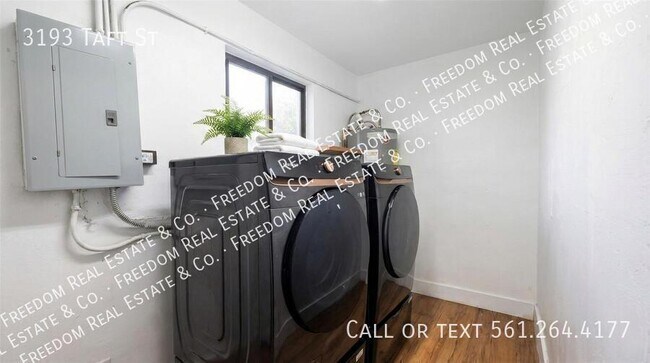 Foto del edificio - 3193 Taft St