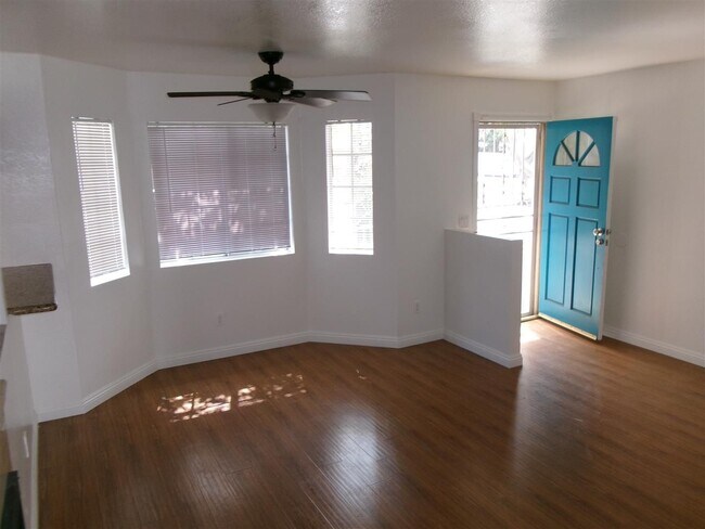 Foto del edificio - 13919 Arthur Ave