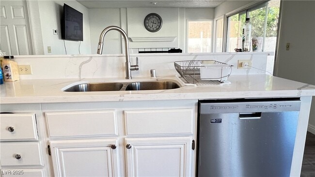 Foto del edificio - 3216 Flagstaff Ct