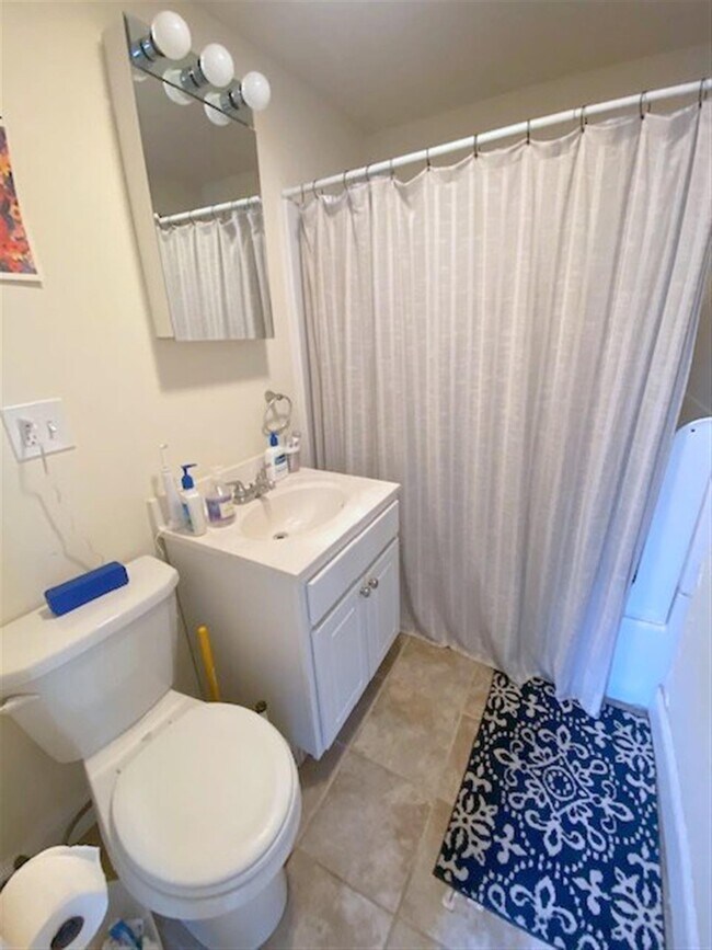 Foto del edificio - 395 Columbia St