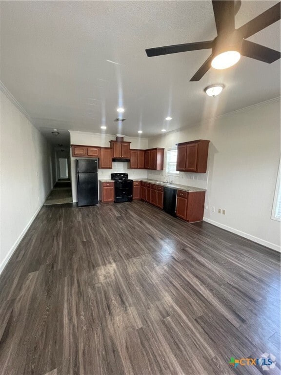 Building Photo - 203 Palmwood Dr