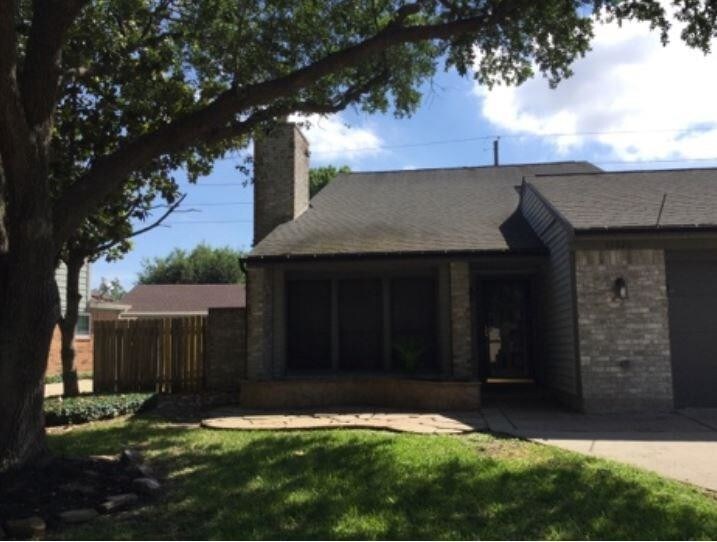 Primary Photo - 15826 Maple Manor Dr