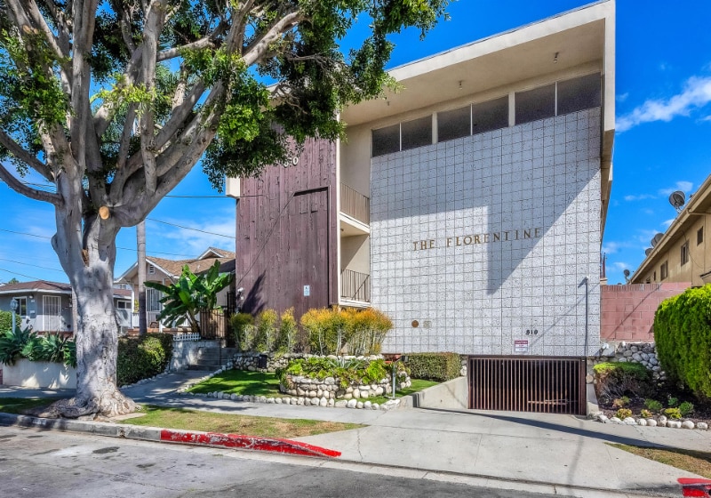 Photo - 810 Edgewood St (Inglewood, CA)