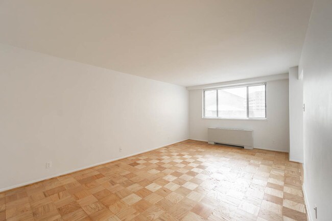 Foto del edificio - 1420 N St NW